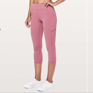 Lululemon Speed Up Crop 21"